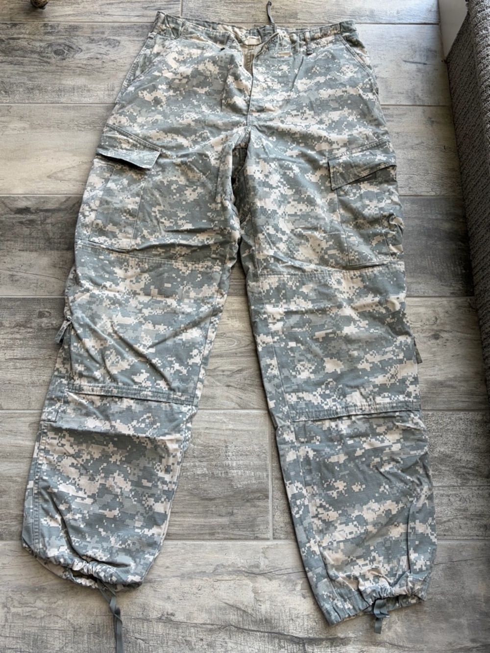 Men's Digital Camo Cargo Pants - Gray